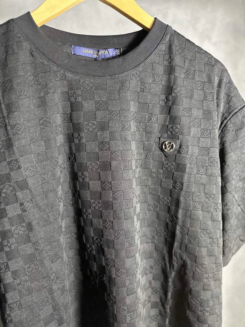 CAMISETA LOUIS VUITTON PREMIUM COM LOGONO PEITO ESTAMPA RELEVO