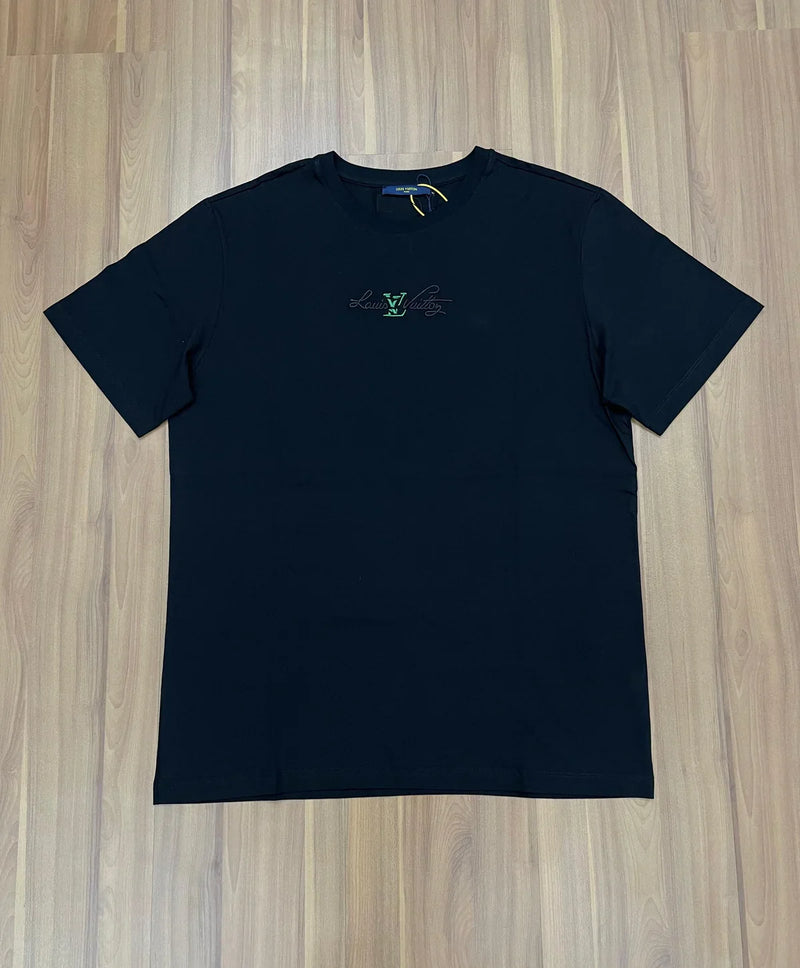 CAMISETA LOUIS VUITTON ESTAMPA BORDADA PRETA E VERDE