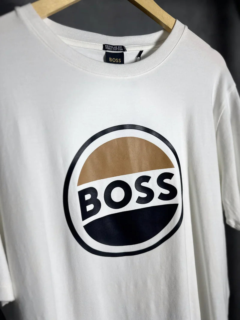 CAMISETA BOSS LOGO REDONDO MARROM/PRETO